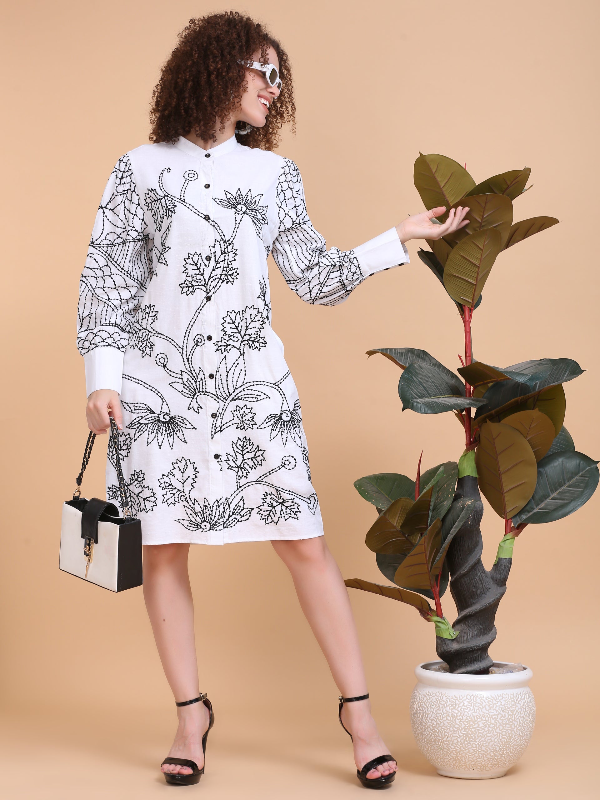 MARGA EMBROIDERED DRESS