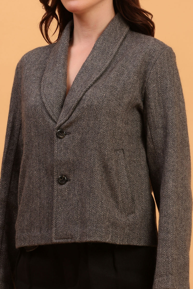 SLATE HERRINGBONE CROPPED BLAZER