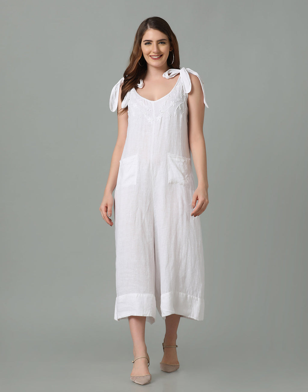 NIA EMBRIODERY JUMPSUIT